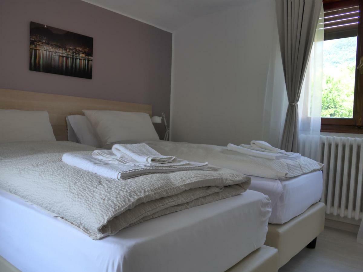 La Tana Rooms Lenno Exterior foto